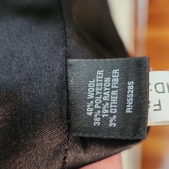 Express Wool Coat - Picture 8 of 9